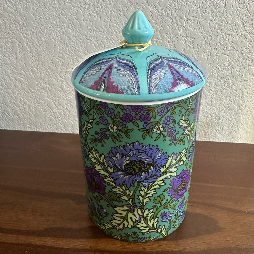 Anrhropologie Candle